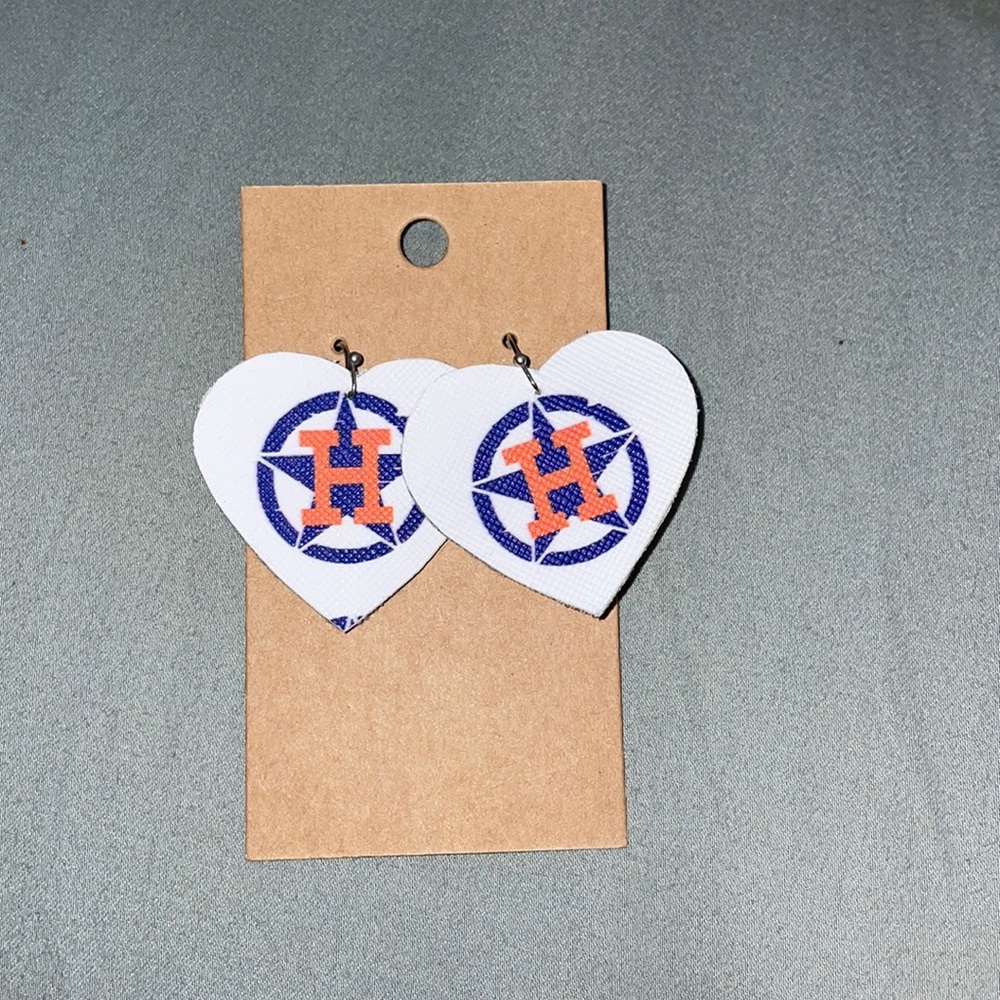 NEVER WORN houston astros heart earrings